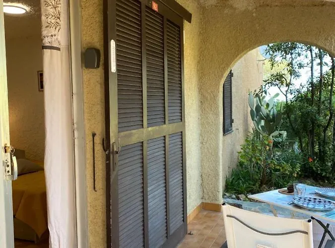 Cassetta 92 Marie-pierre * Lumio (Corsica)